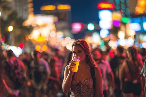 Can You Drink In Public In Vegas