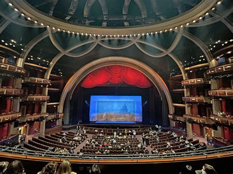 Capacity Of Dolby Theatre Hollywood