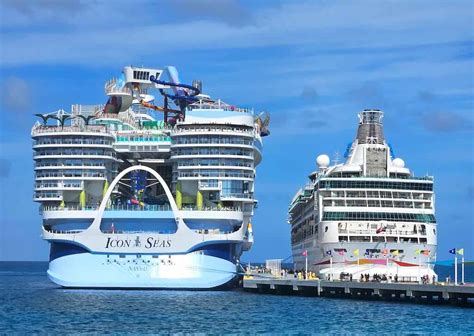 Capacity Of Grandeur Of The Seas