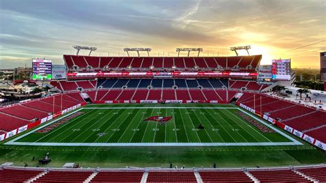 Capacity Of Raymond James Stadium