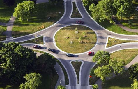 Do They Have Roundabouts In America