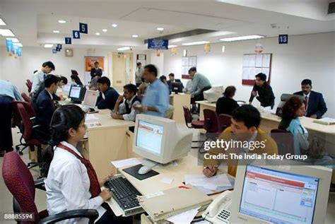 Employees Of Icici Bank