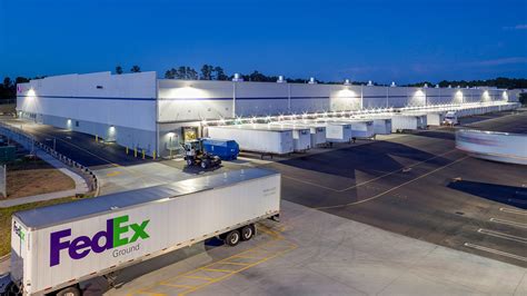 Fedex Ground In Hutchins