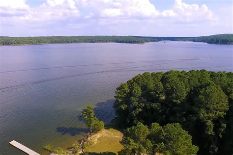 How Deep Is Jordan Lake