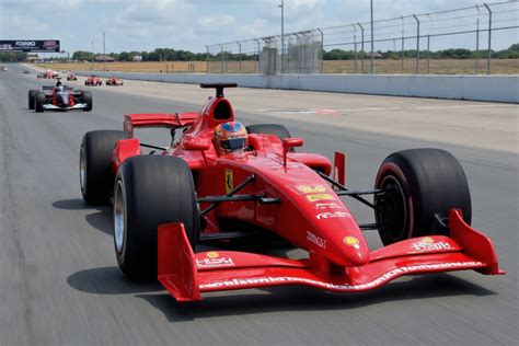 How Fast Does F1 Cars Go