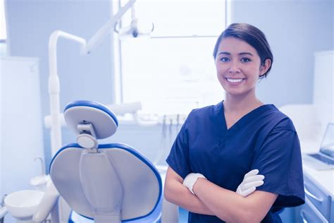 What Is A Dental Hygienist