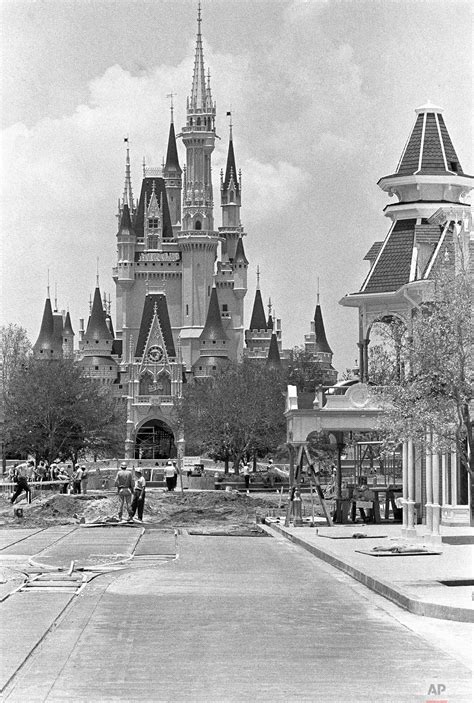 When Was Built Disney World