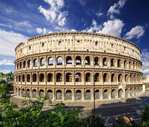 When Was Built The Colosseum