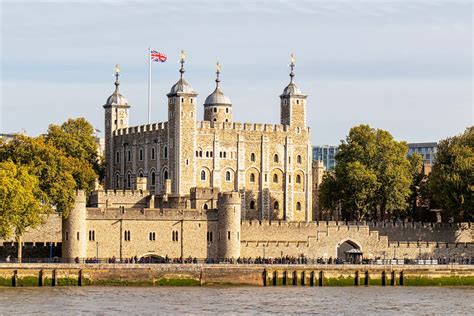 When Was Built Tower Of London