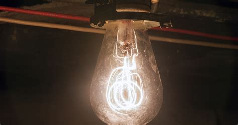 When Was Bulb Discovered