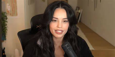 Where Does Valkyrae Live