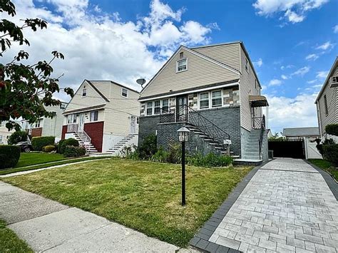 Where Is Located Arverne Ny 11692 County