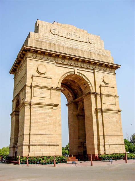 Who Built India Gate In Delhi