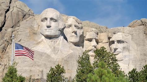 Who Built Mount Rushmore