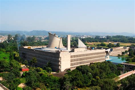 Who Designed Chandigarh