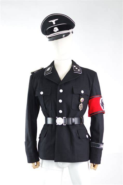 Who Designed Ss Uniforms
