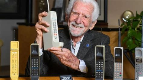 Who Invented Phone
