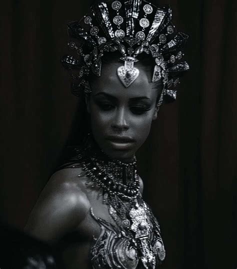 Who Wrote Queen Of The Damned